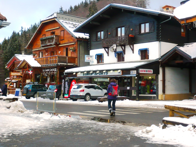 Les Carroz d'Araches Grand Massif mountain Village village photos snow